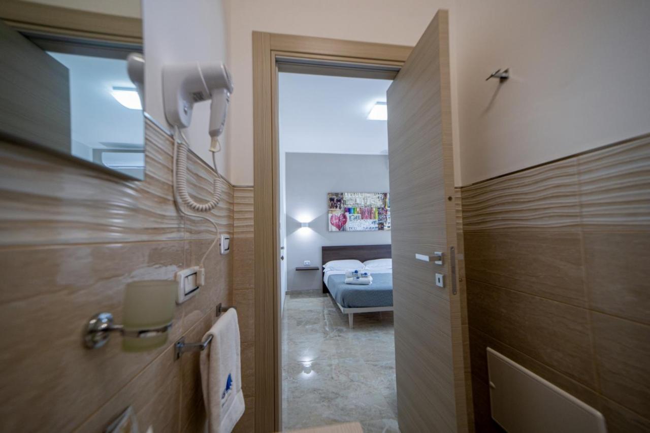 B&B 3 Vele Porto Cesareo Bagian luar foto